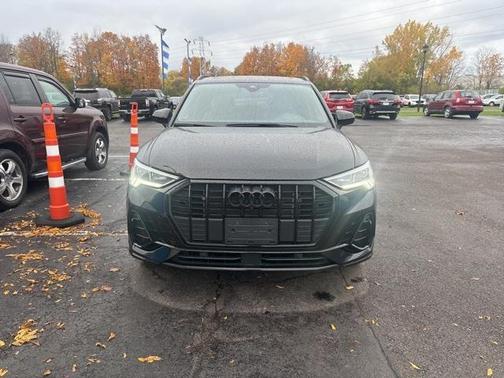2022 Audi Q3 45 S line Premium