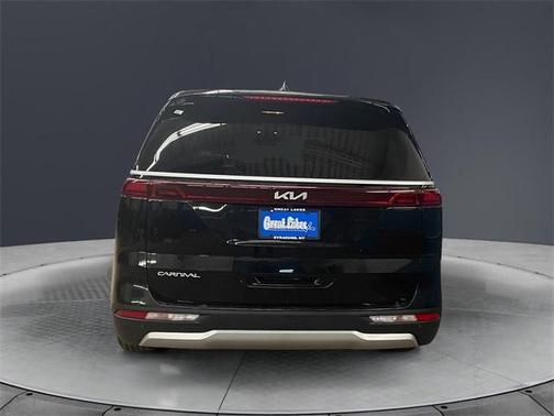 2024 Kia Carnival LX