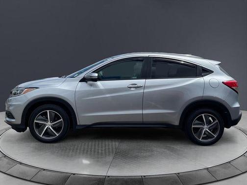 Lunar Silver Metallic 2022 Honda HR-V EX
