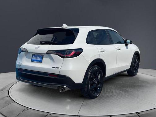 Platinum White Pearl 2025 Honda HR-V Sport