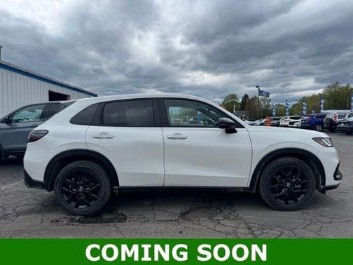 Platinum White Pearl 2025 Honda HR-V Sport