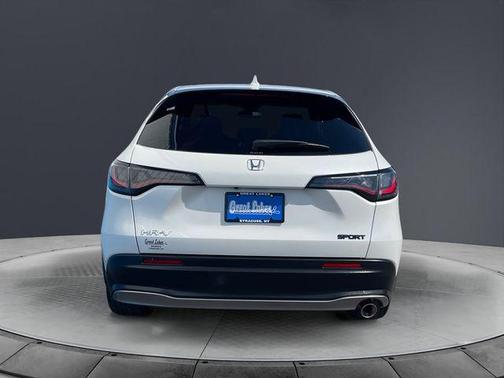 Platinum White Pearl 2025 Honda HR-V Sport