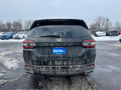 2023 Honda Pilot Sport