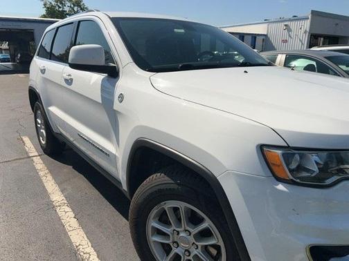 2020 Jeep Grand Cherokee Laredo E