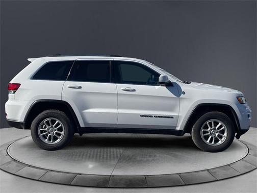 2020 Jeep Grand Cherokee Laredo E