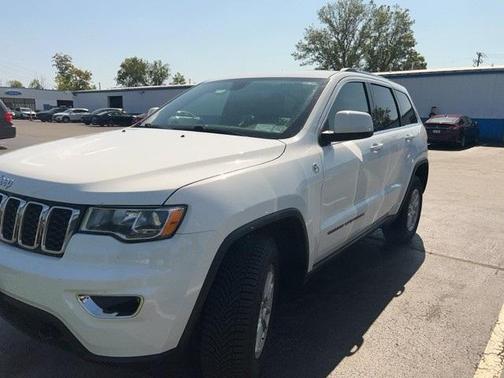 2020 Jeep Grand Cherokee Laredo E