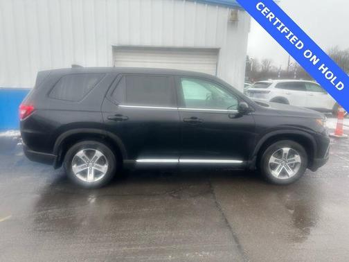 2023 Honda Pilot EX-L 8-Passenger