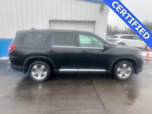 2023 Honda Pilot EX-L 8-Passenger