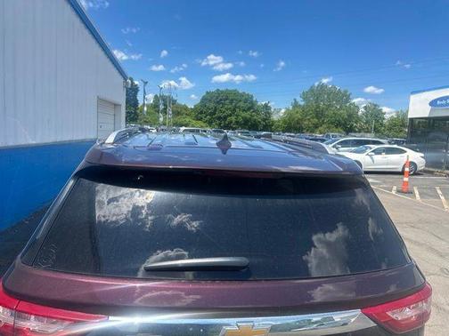 Black Currant Metallic 2018 Chevrolet Traverse LT Cloth