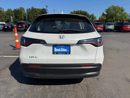 2025 Honda HR-V LX