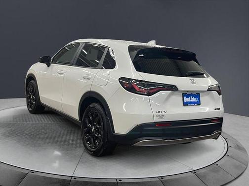 Platinum White Pearl 2025 Honda HR-V Sport