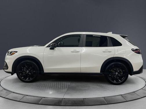 Platinum White Pearl 2025 Honda HR-V Sport