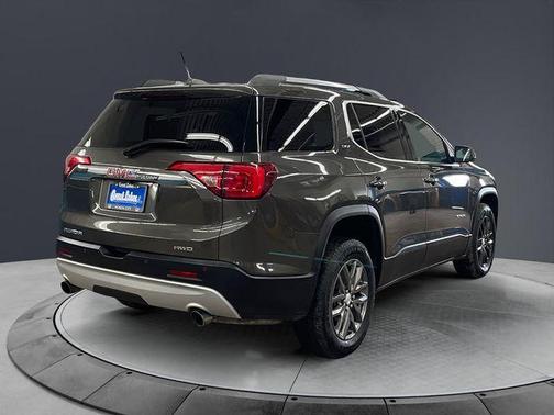 Smokey Quartz Metallic 2019 GMC Acadia SLT-1