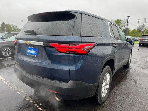 Northsky Blue Metallic 2023 Chevrolet Traverse LS