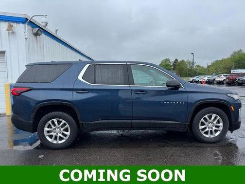Northsky Blue Metallic 2023 Chevrolet Traverse LS