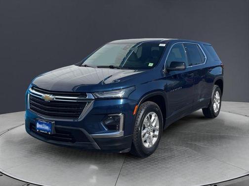 Northsky Blue Metallic 2023 Chevrolet Traverse LS
