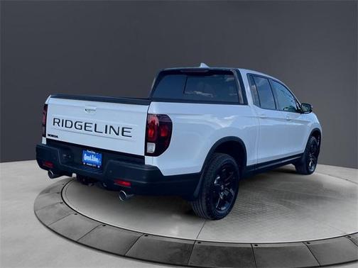 2025 Honda Ridgeline Black Edition