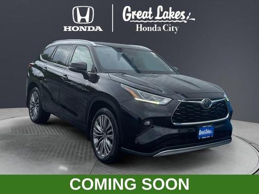 Midnight Black Metallic 2021 Toyota Highlander Platinum