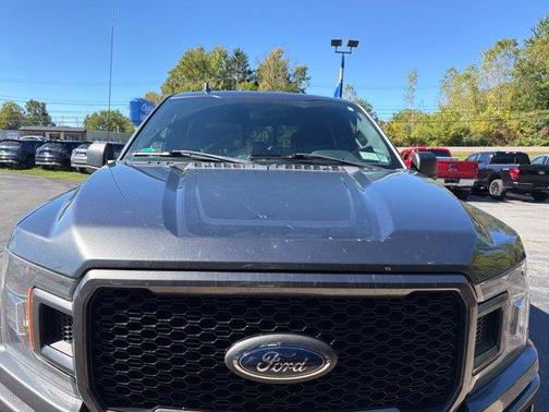 Magnetic Metallic 2018 Ford F-150 XLT