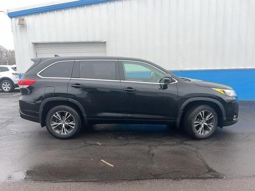 2018 Toyota Highlander 