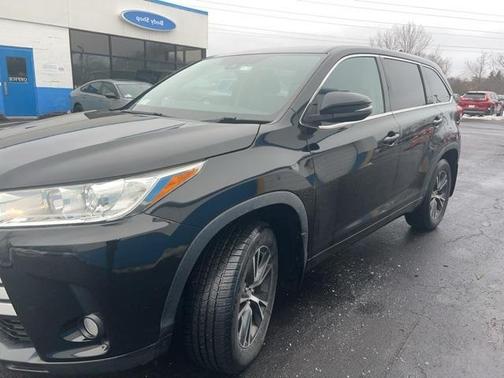 2018 Toyota Highlander 