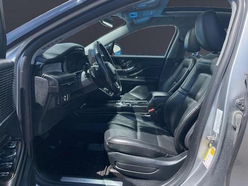 Silver Radiance Metallic 2022 Lincoln Corsair Standard