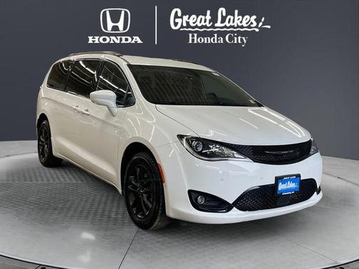 2020 Chrysler Pacifica Launch Edition