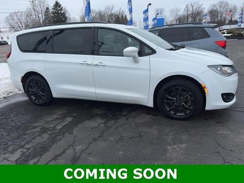 2020 Chrysler Pacifica Launch Edition
