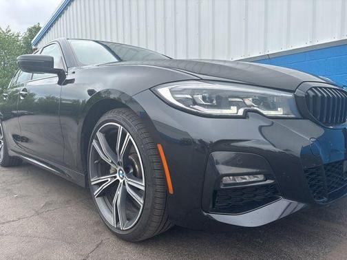 Black Sapphire Metallic 2020 BMW 330 i xDrive