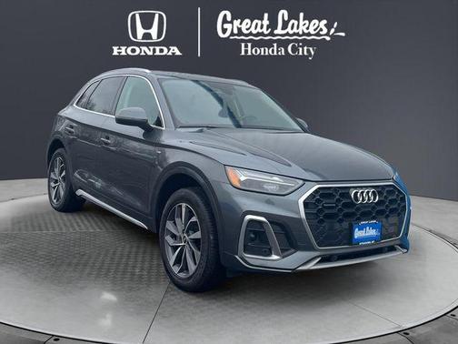 2022 Audi Q5 45 S line quattro Premium