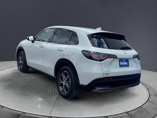 Platinum White Pearl 2024 Honda HR-V EX-L