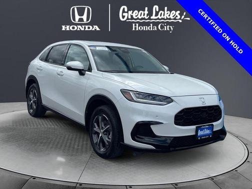 Platinum White Pearl 2024 Honda HR-V EX-L