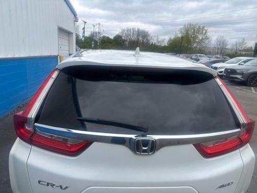 White 2019 Honda CR-V EX