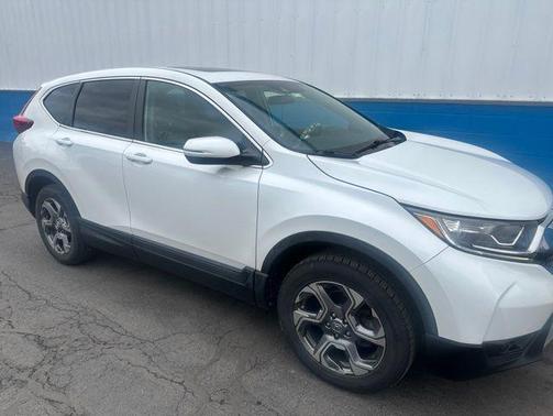 White 2019 Honda CR-V EX