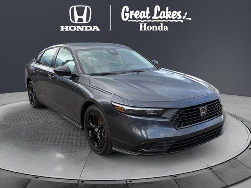 Meteorite Gray Metallic 2025 Honda Accord SE