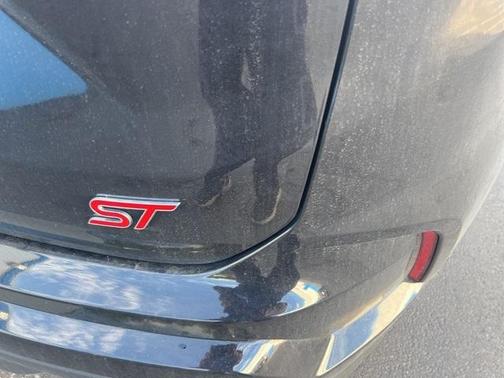 2020 Ford Edge ST