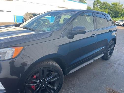 2020 Ford Edge ST