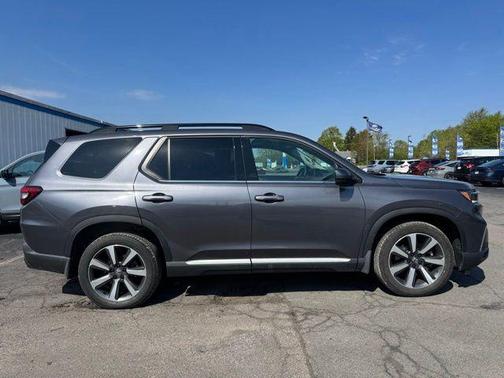 Modern Steel Metallic 2023 Honda Pilot Touring