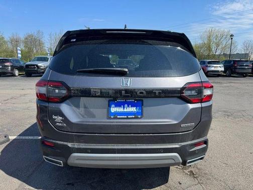 Modern Steel Metallic 2023 Honda Pilot Touring