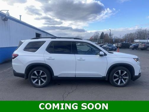 2024 Honda Pilot Touring