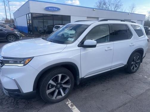 2024 Honda Pilot Touring