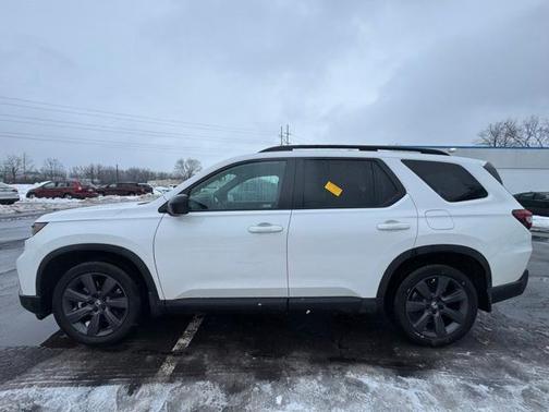 2023 Honda Pilot Sport