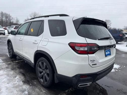 2023 Honda Pilot Sport