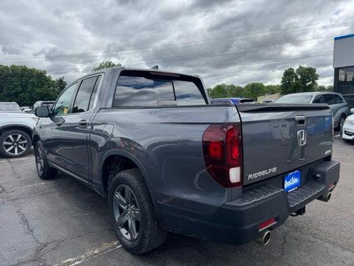 Modern Steel Metallic 2023 Honda Ridgeline RTL
