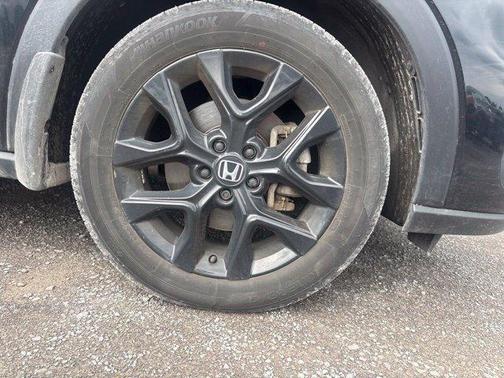Crystal Black Pearl 2025 Honda HR-V Sport