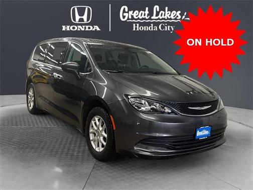 2017 Chrysler Pacifica Touring