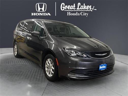 2017 Chrysler Pacifica Touring