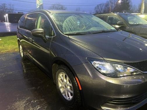 2017 Chrysler Pacifica Touring