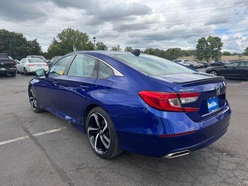 Still Night Pearl 2022 Honda Accord Sport 1.5T