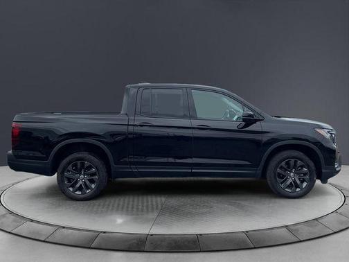 Crystal Black Pearl 2025 Honda Ridgeline Sport